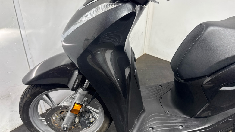 (23MY) Honda SH125i with Top Box